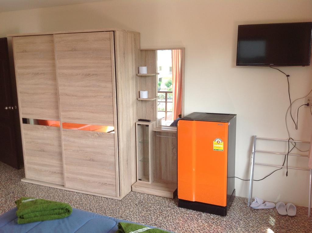 Sea Breeze Guest House Cha-Am Room photo